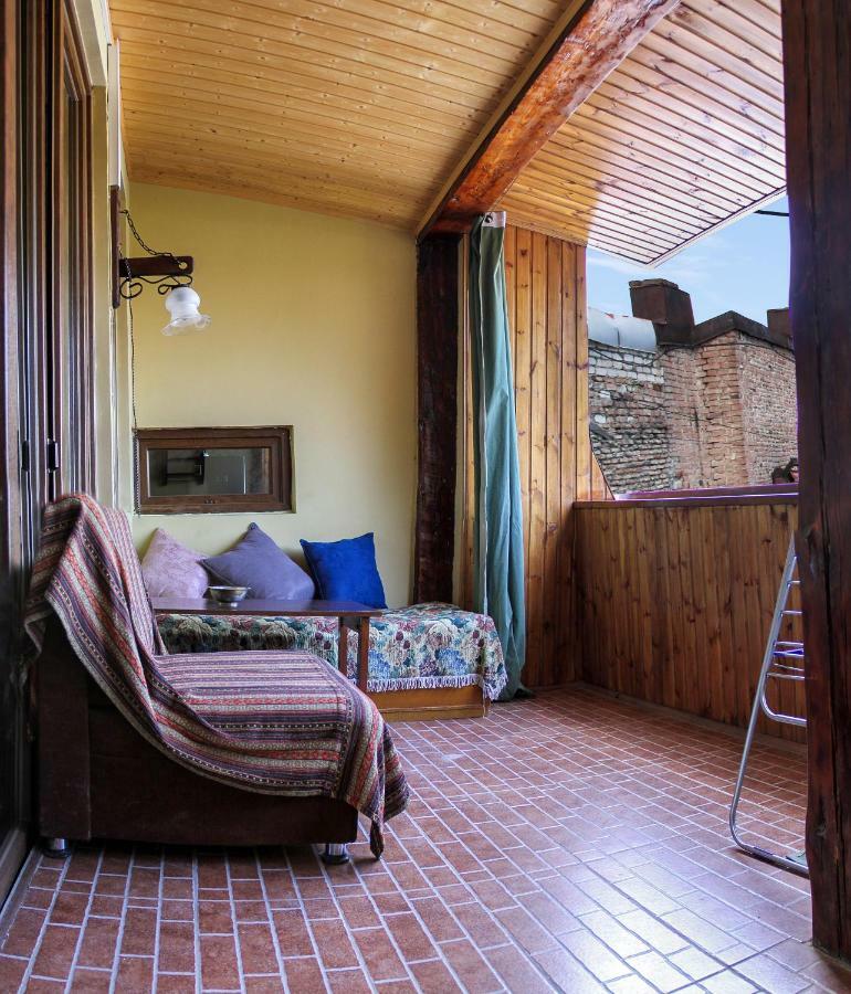Natia'S Apartment On Dadiani St. Tbilisi Exterior foto