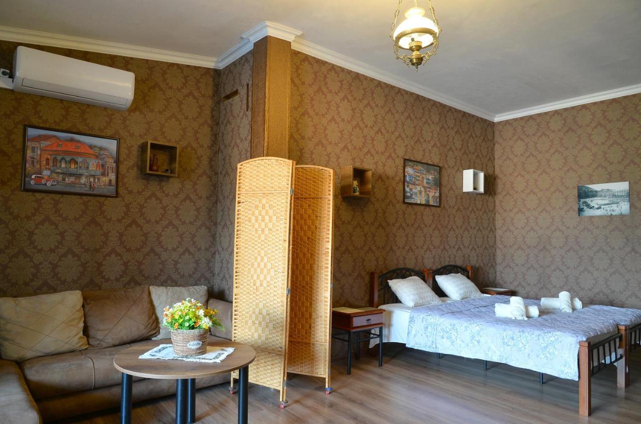 Natia'S Apartment On Dadiani St. Tbilisi Exterior foto